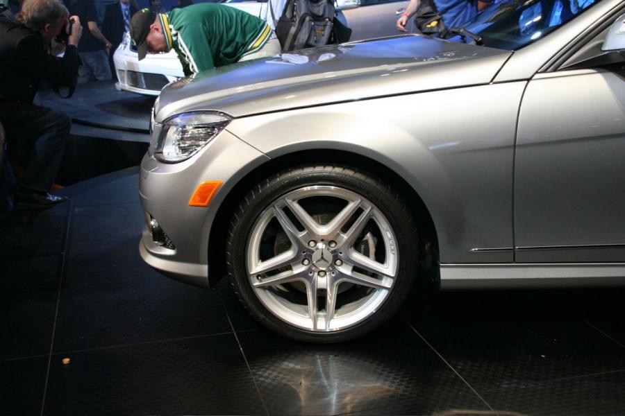  Mercedes-Benz C-Class 2007 года  (US) (фото 18 из 63)
